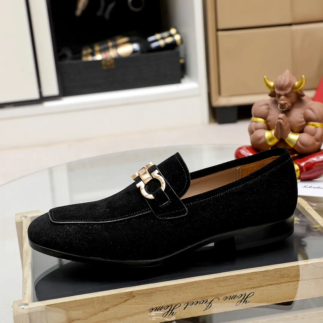 Men's shoes 💰600 🕷🕷🐂【Ferragamo】 Popular fashion casual shoes🇨🇳Official website counter 1:1 production, original mold opening💯Good quality can be seen, imported high-end first-layer pebbled calfskin, water-dyed🐂leather lining🌿very clear texture, high-quality waterproof, non-slip and wear-resistant outsole🎋high quality and low price, truly handmade🍓, 5 colors available! Code number 38-44 (45. To be customized)